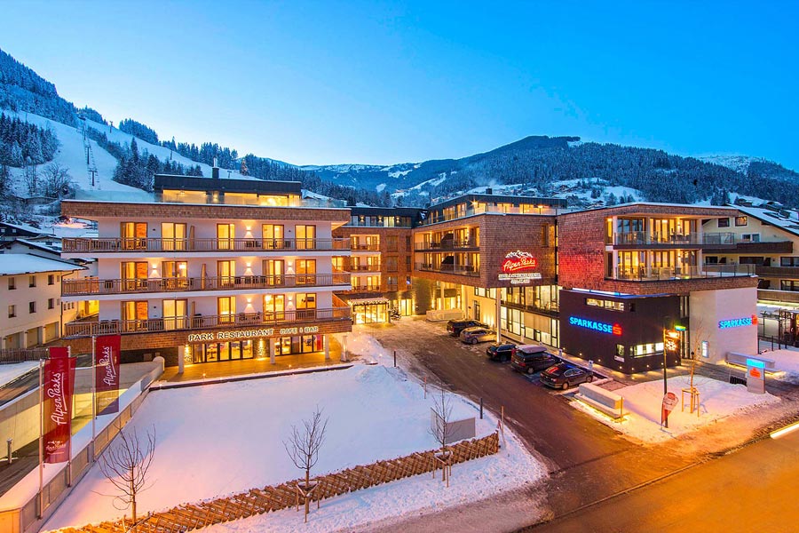 AlpenParks Apart. Central Zell am See SKI OPENING ♣♣♣♣